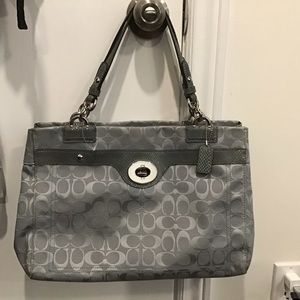 Coach bag, very nice and perfect condition